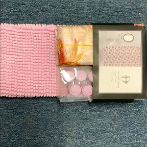 STUDIO MULTI PIECE BATH SET